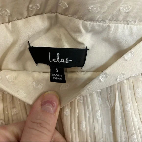 Lulus Ivory Pleated Swiss Dot Midi Skirt Women’s size Small - Picture 13 of 15